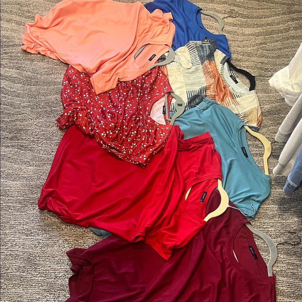 Set of 7 Women's Assorted Color Tops
